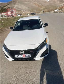 نيسان ألتيما